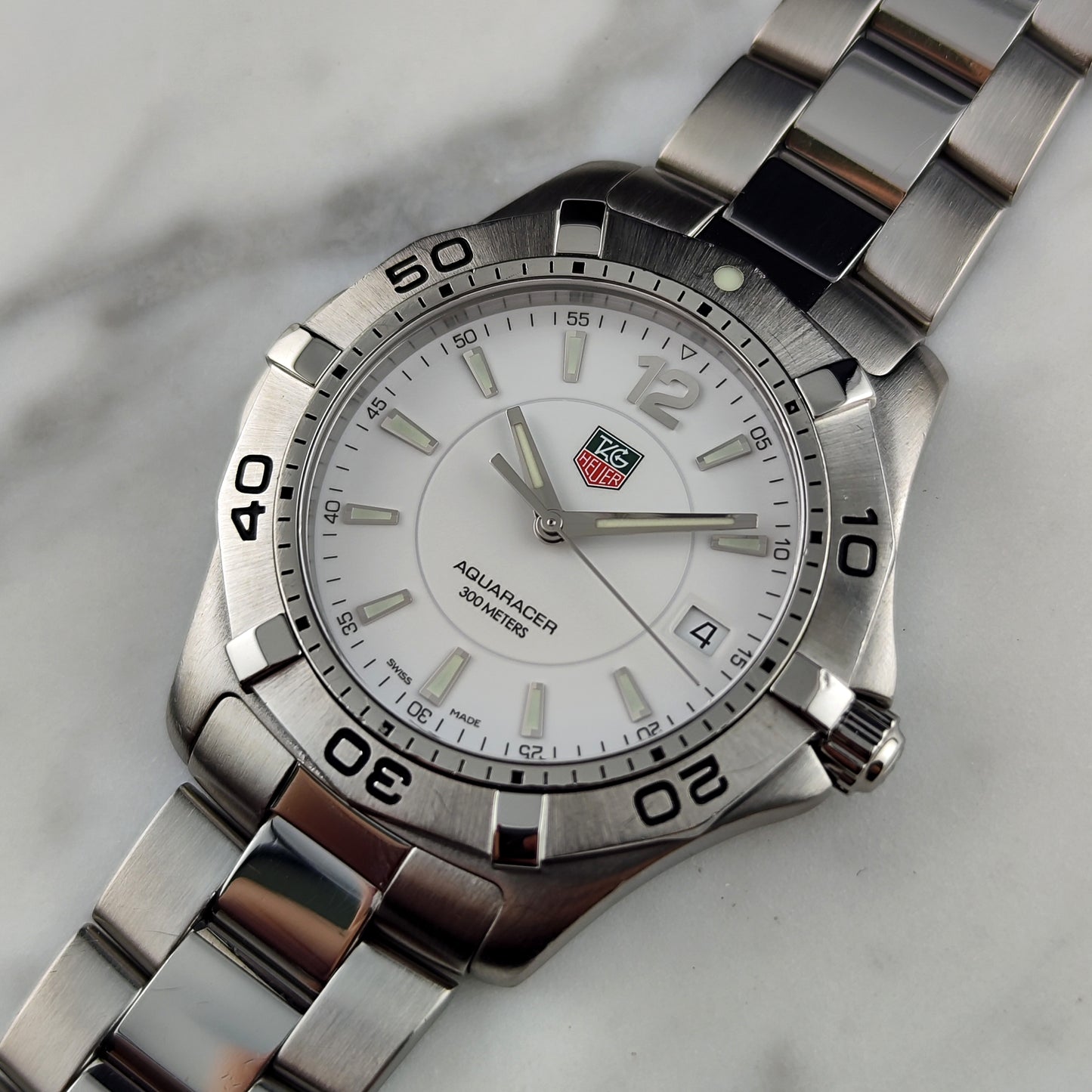 TAG Heuer Aquaracer White Dial 300m Fullset Box and Papers 2005 [REF. WAF1111]