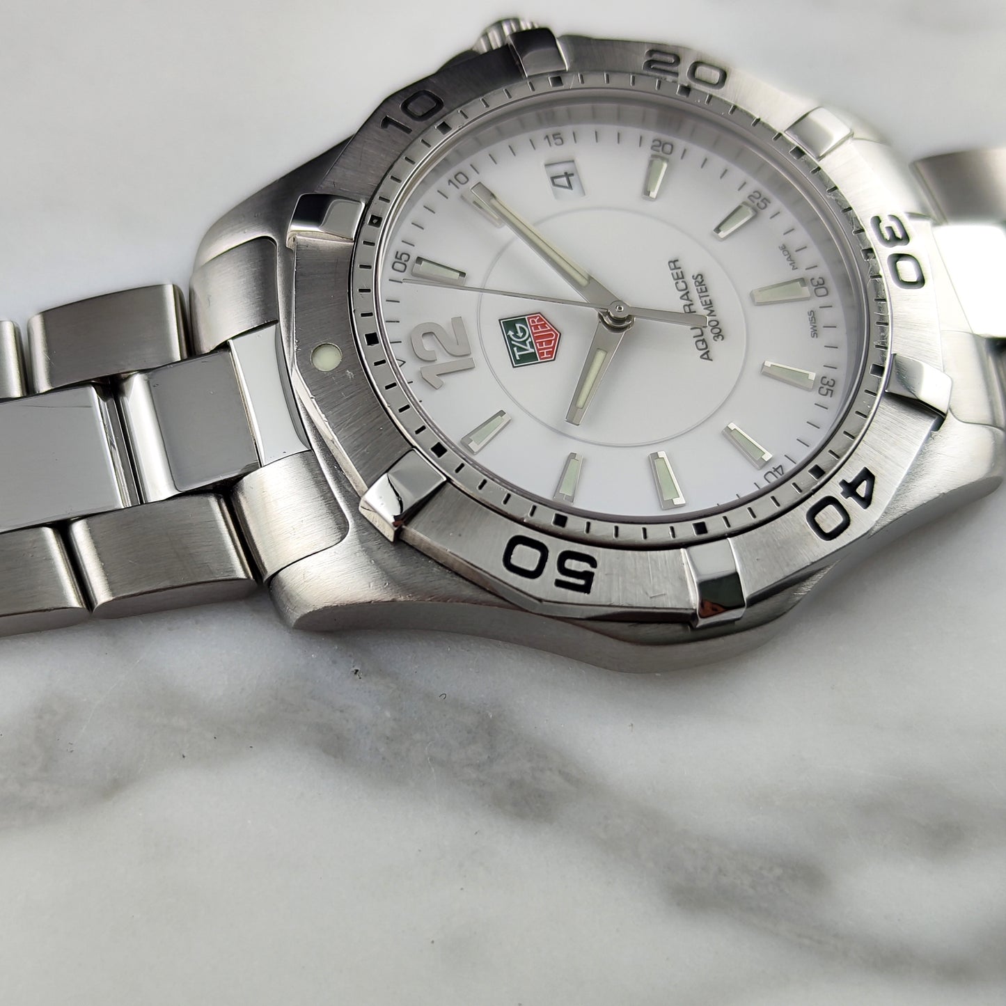 TAG Heuer Aquaracer White Dial 300m Fullset Box and Papers 2005 [REF. WAF1111]