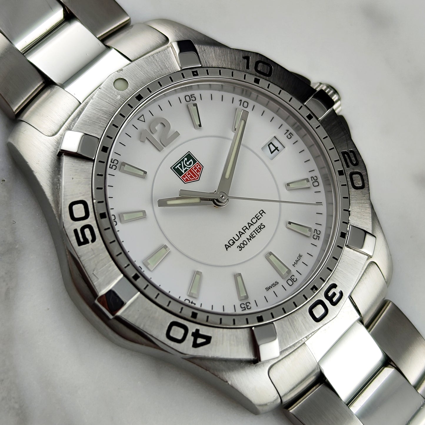 TAG Heuer Aquaracer White Dial 300m Fullset Box and Papers 2005 [REF. WAF1111]