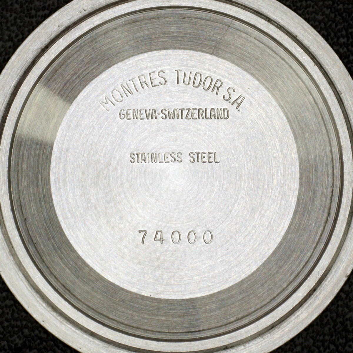 Tudor Prince Date Two-Tone Gold Dial 1997 Serviced 10/2026 – Gehäuseboden mit Gravur