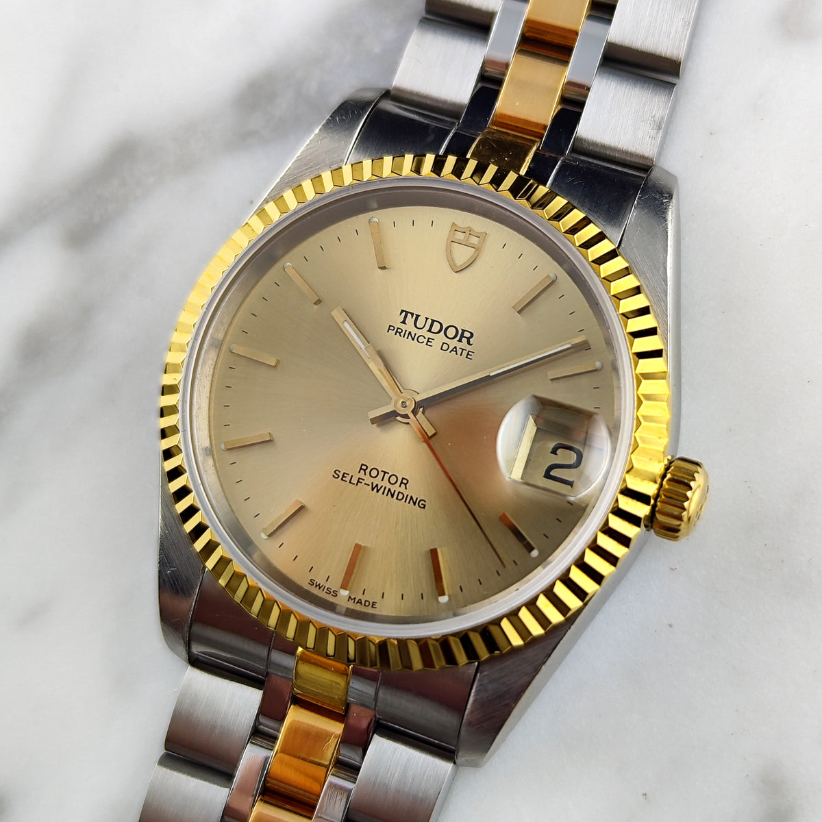 Tudor Prince Date Two-Tone Gold Dial 1997 Serviced 10/2026 – Vorderansicht mit Zifferblatt und Datum