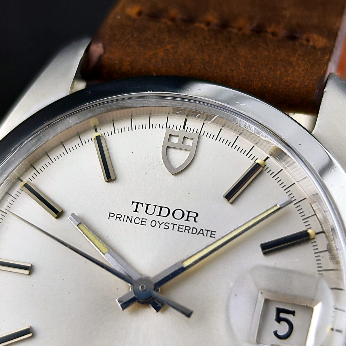 Tudor Prince Oysterdate Silver Dial date 1969 – Zifferblatt in Nahaufnahme mit Datumsanzeige