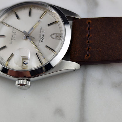Tudor Prince Oysterdate Silver Dial date 1969 – Seitenansicht mit Krone und Band