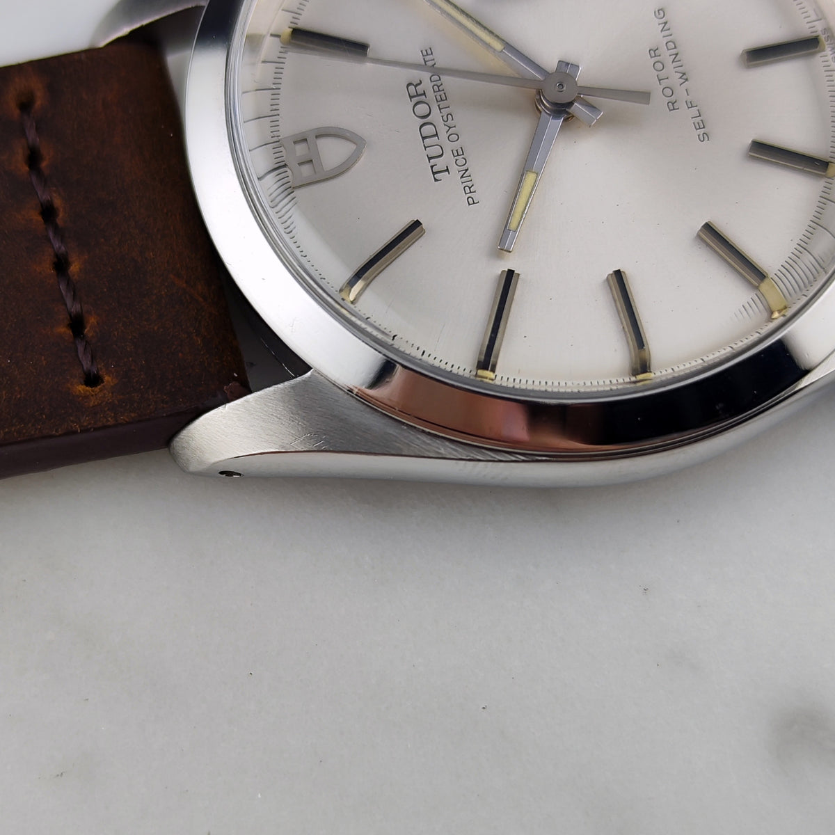 Tudor Prince Oysterdate Silver Dial date 1969 – Zifferblatt mit Seitenansicht und Krone