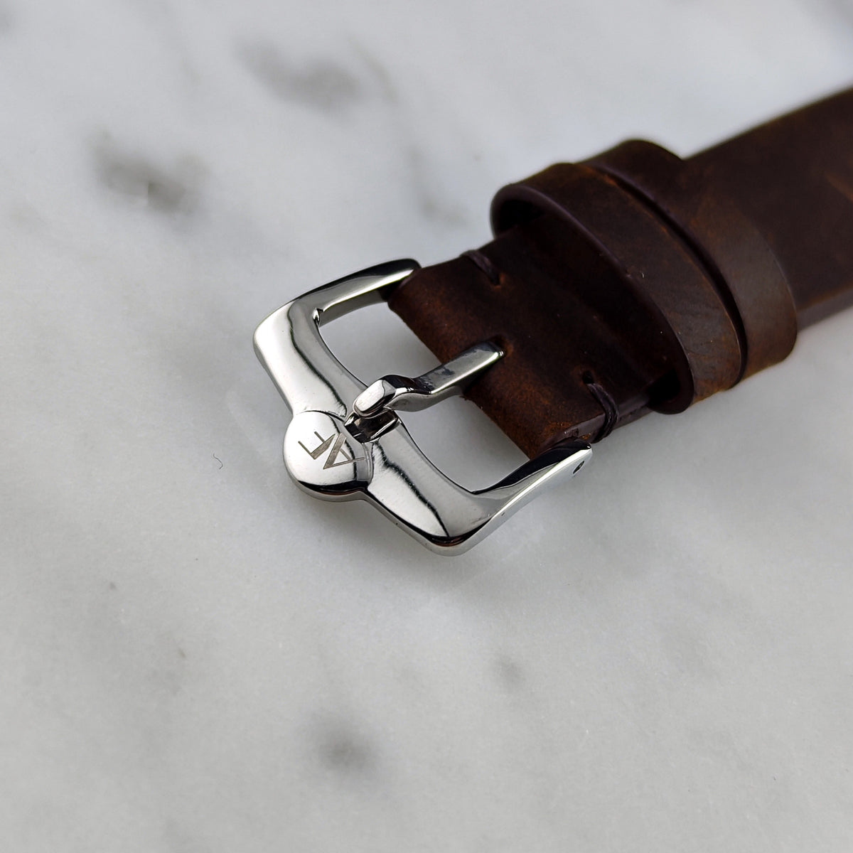 Tudor Prince Oysterdate Silver Dial date 1969 – Schließe mit Lederband in Nahaufnahme